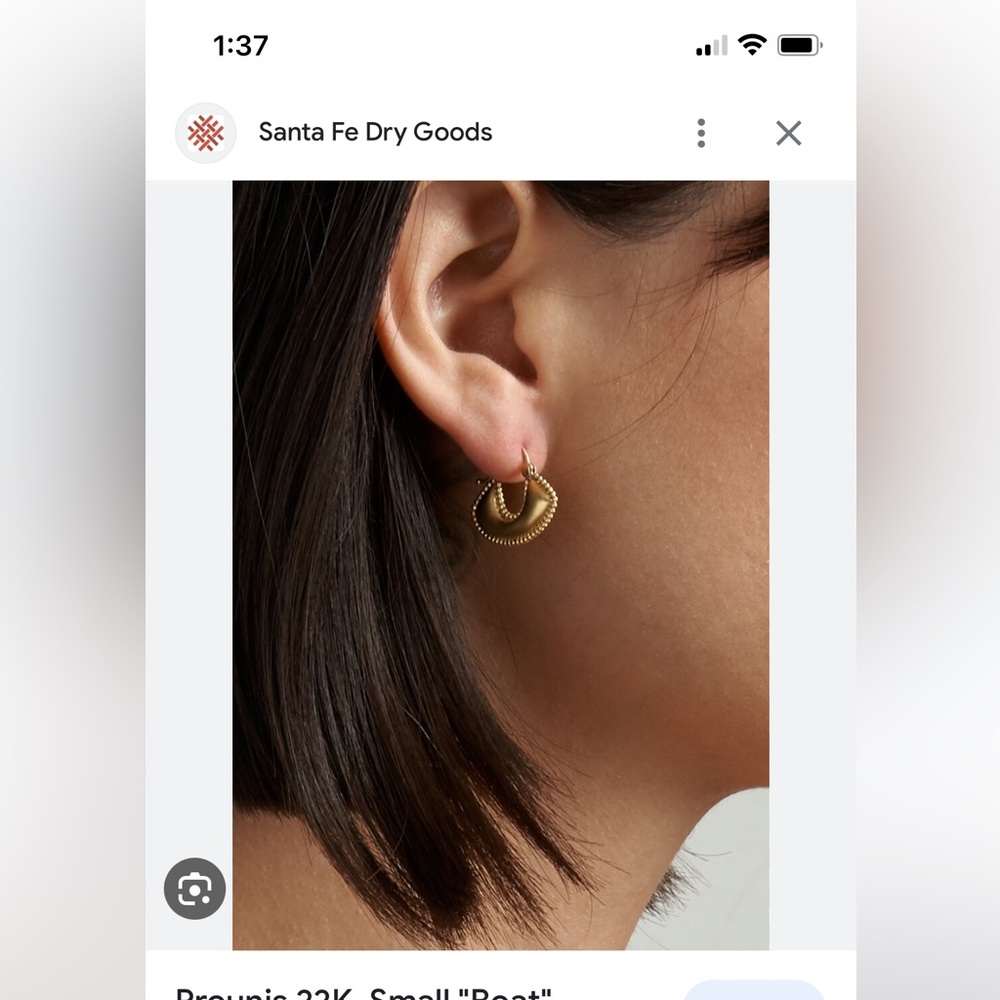 Looking for prounis 24k boat earring